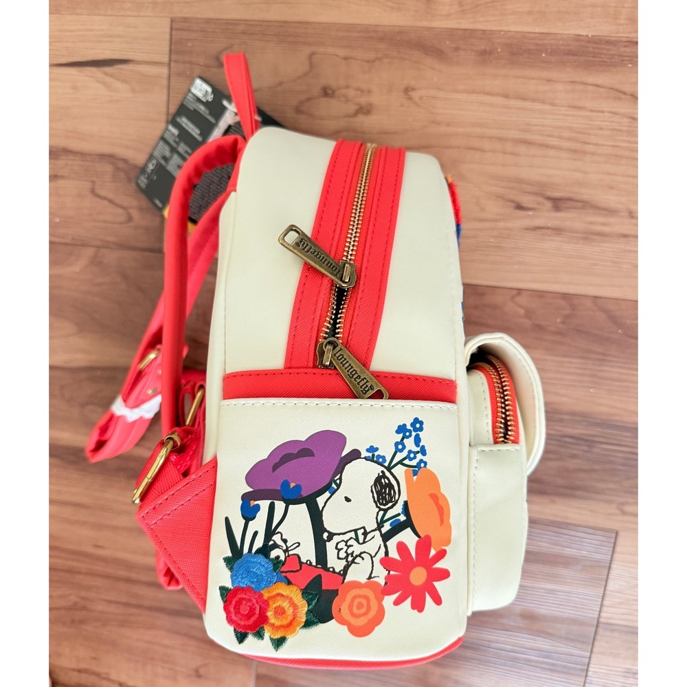 Loungefly Peanuts Snoopy Floral Mini Backpack Cream Coral‎ NWT - Picture 3 of 4